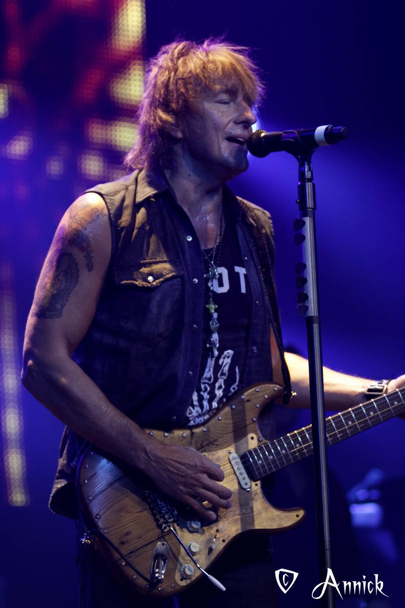 0.richie sambora artist live 01