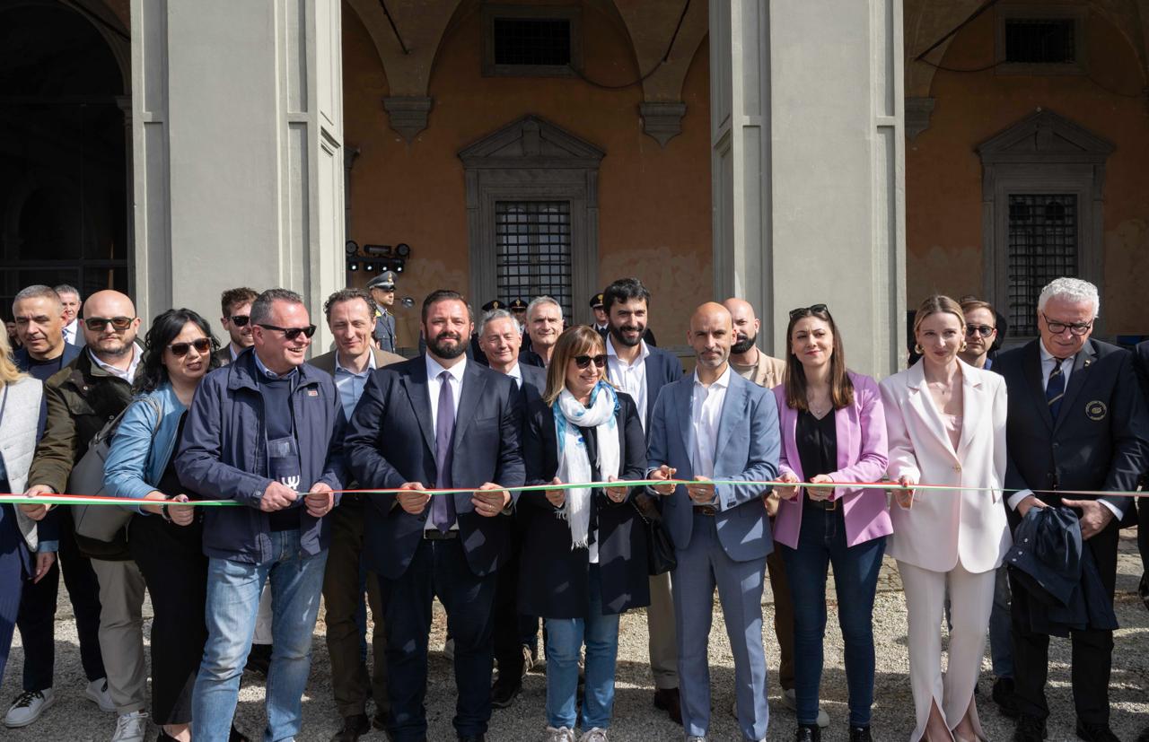 0.taglio del nastro